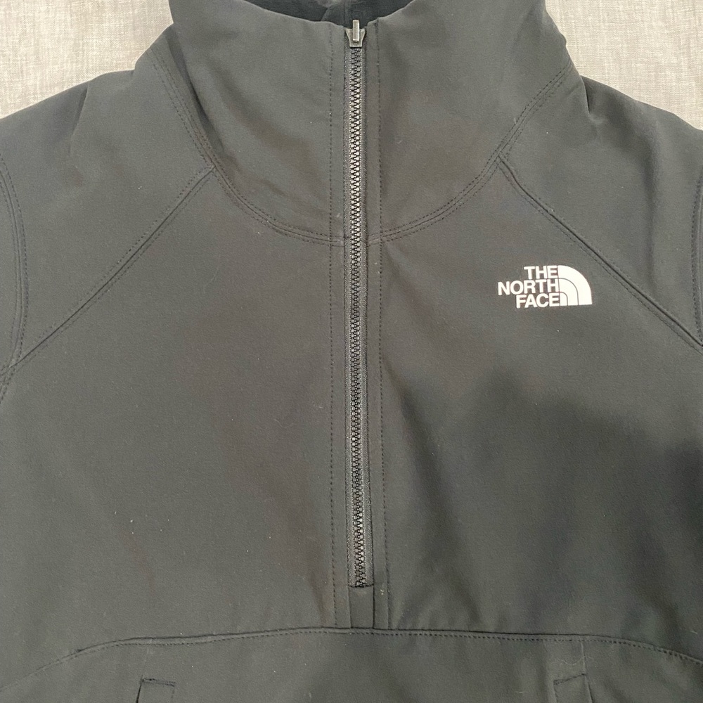 Womens Northface Windwall Small Black
